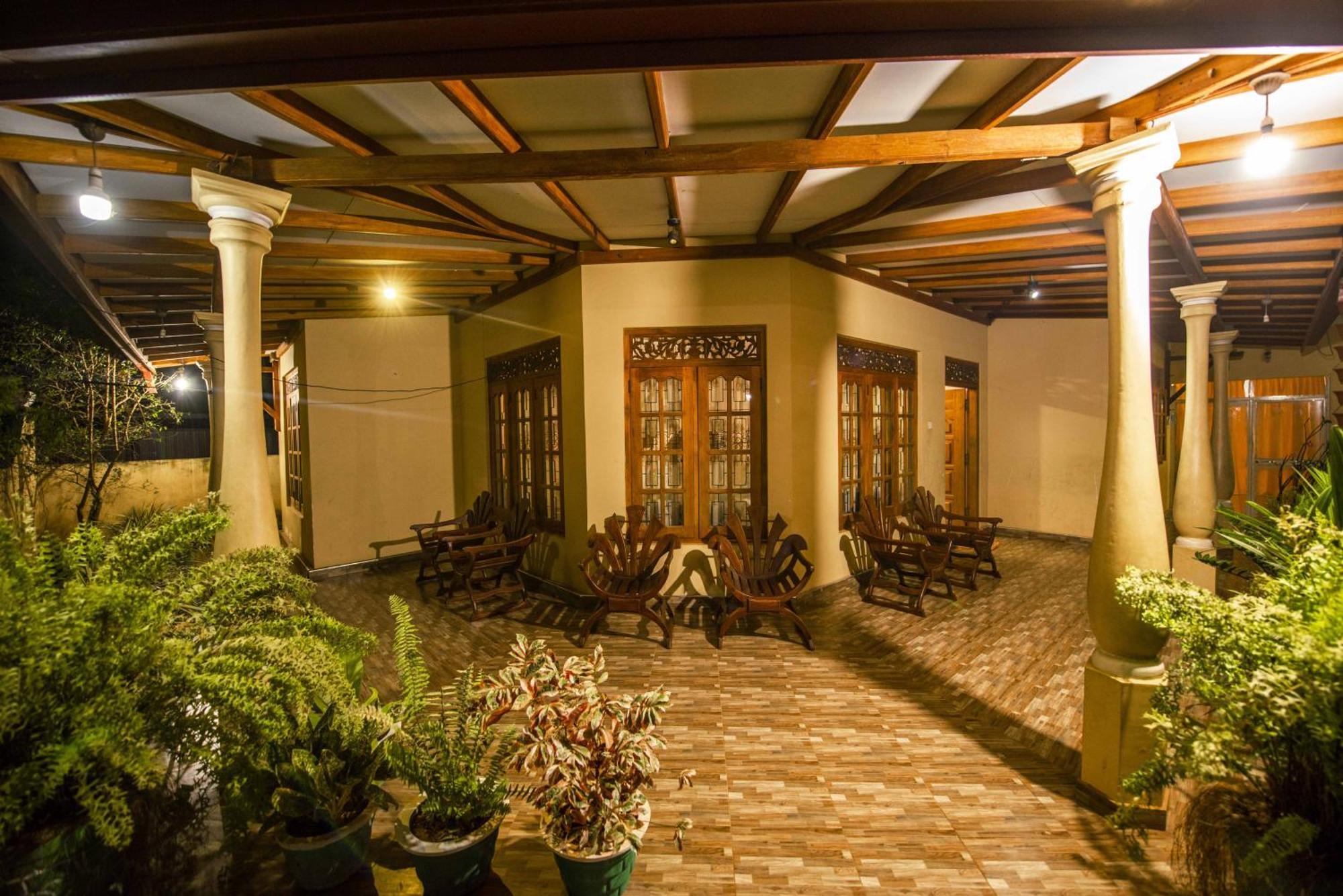 Wildlife Safari House Hotel Udawalawe Kültér fotó